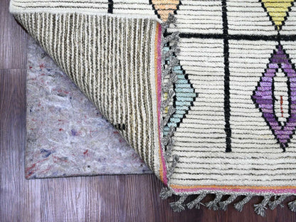 Tribal & Geometric hand-knotted wool rug in Ivory, 5'5" x 8'11" — SKU O020347 (view 2)
