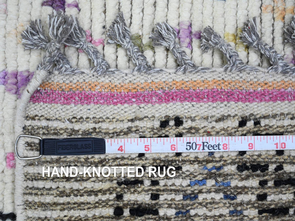 Tribal & Geometric hand-knotted wool rug in Ivory, 5'5" x 8'11" — SKU O020347 (view 6)