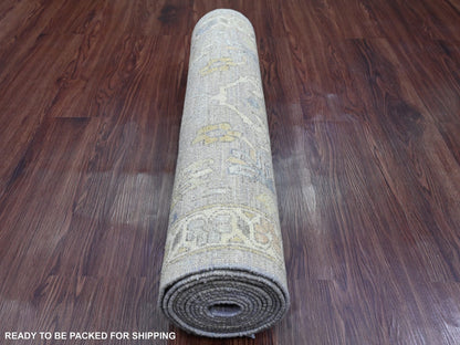 Mahal Oushak hand-knotted wool runner in Gray & Ivory, 2'7" x 11'8" — SKU O020351 (view 4)