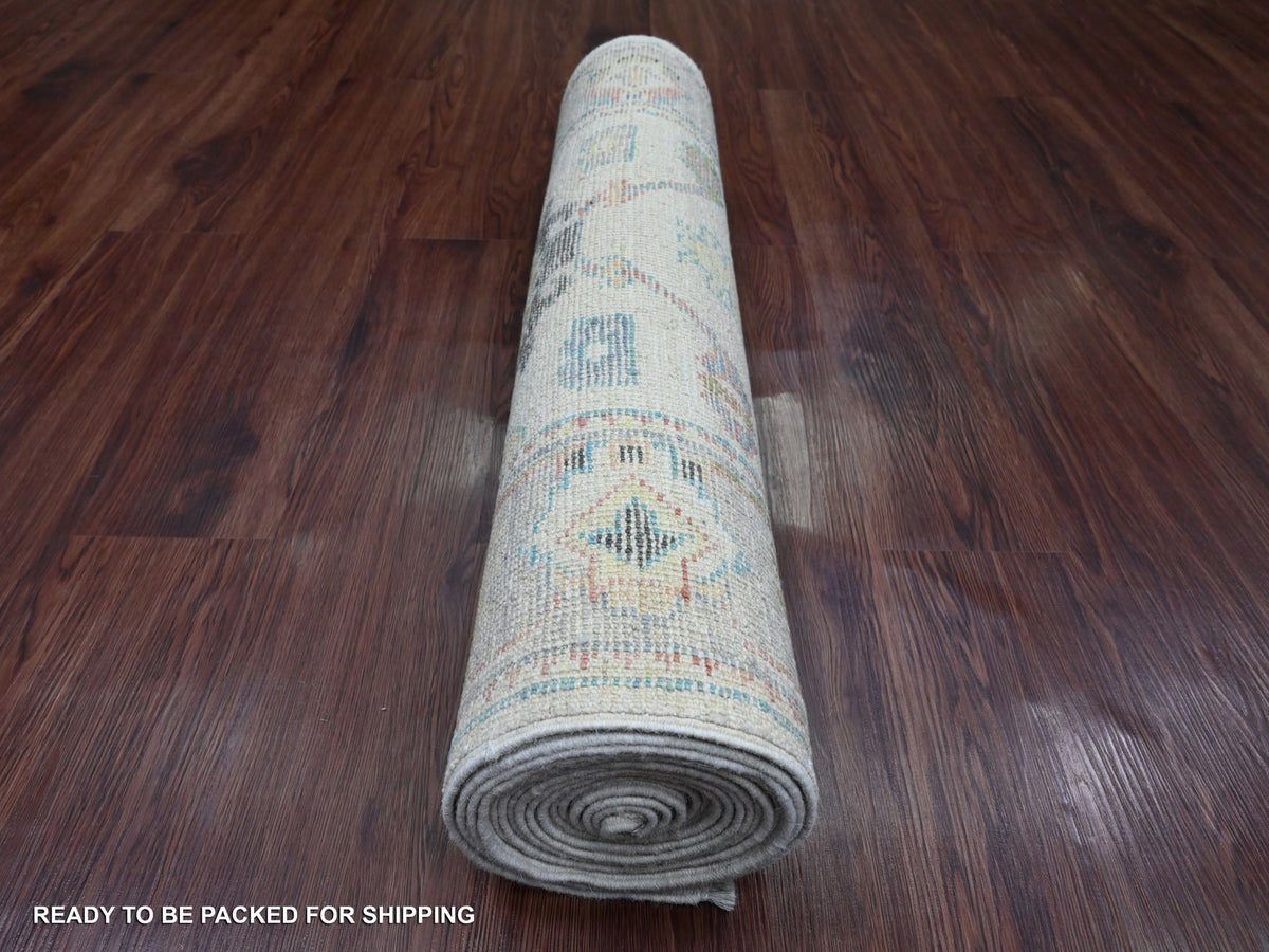 Oushak Oushak hand-knotted wool runner in Ivory & Gray, 2'9" x 16' — SKU O020356 (view 4)