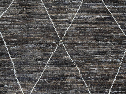 Brown 7'11" x 10'0" Tribal Hand knotted Wool Rug - Sku: O020385