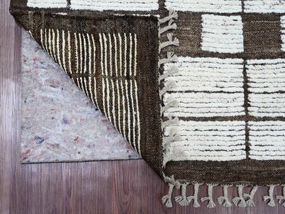 Brown 6'4" x 8'11" Tribal Hand knotted Wool Rug - Sku: O020421