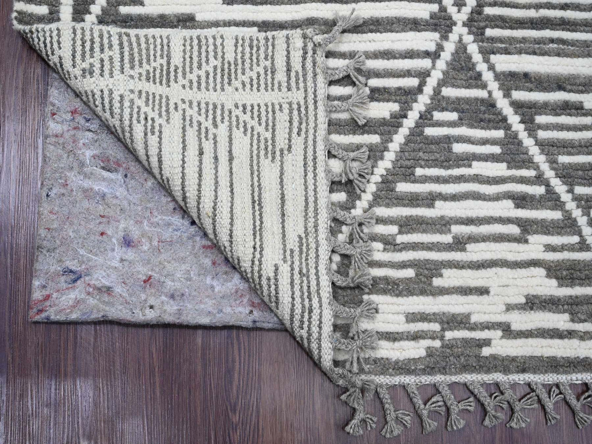 Tribal & Geometric hand-knotted wool rug in Gray, 6'1" x 9'4" — SKU O020422 (view 2)