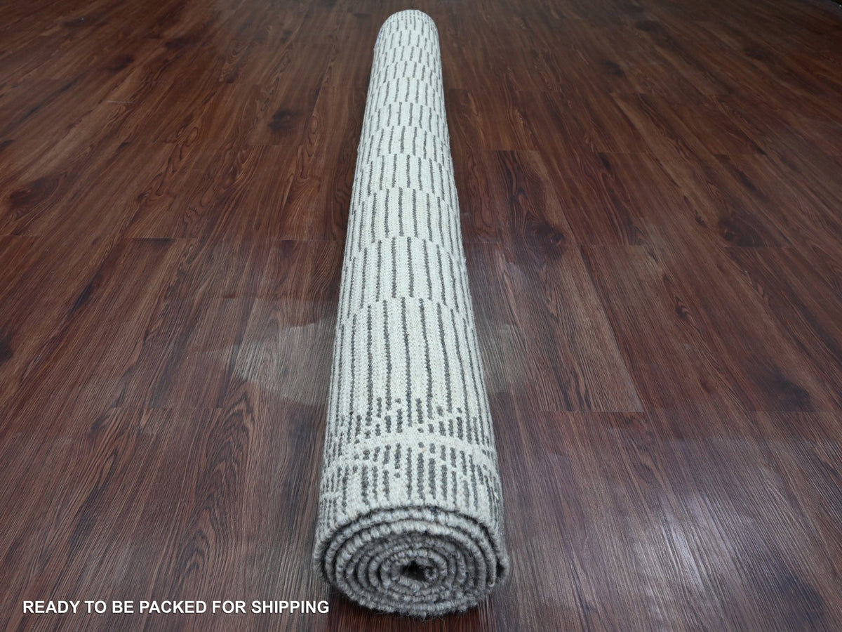 Tribal & Geometric hand-knotted wool rug in Gray, 6'1" x 9'4" — SKU O020422 (view 4)