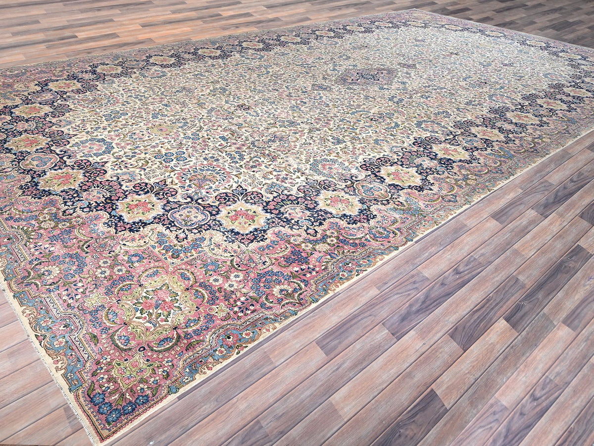 Kerman Vintage hand-knotted wool rug in Ivory, 11'9" x 23' — SKU O02046 (view 3)