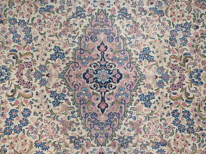 Kerman Vintage hand-knotted wool rug in Ivory, 11'9" x 23' — SKU O02046 (view 9)