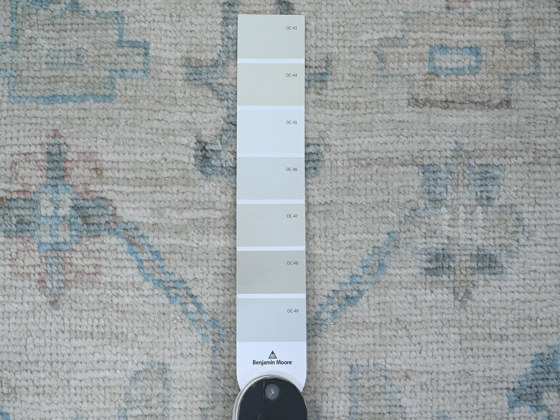 Oushak Oushak hand-knotted wool runner in Ivory & Gray, 2'10" x 11'7" — SKU O020475 (view 3)
