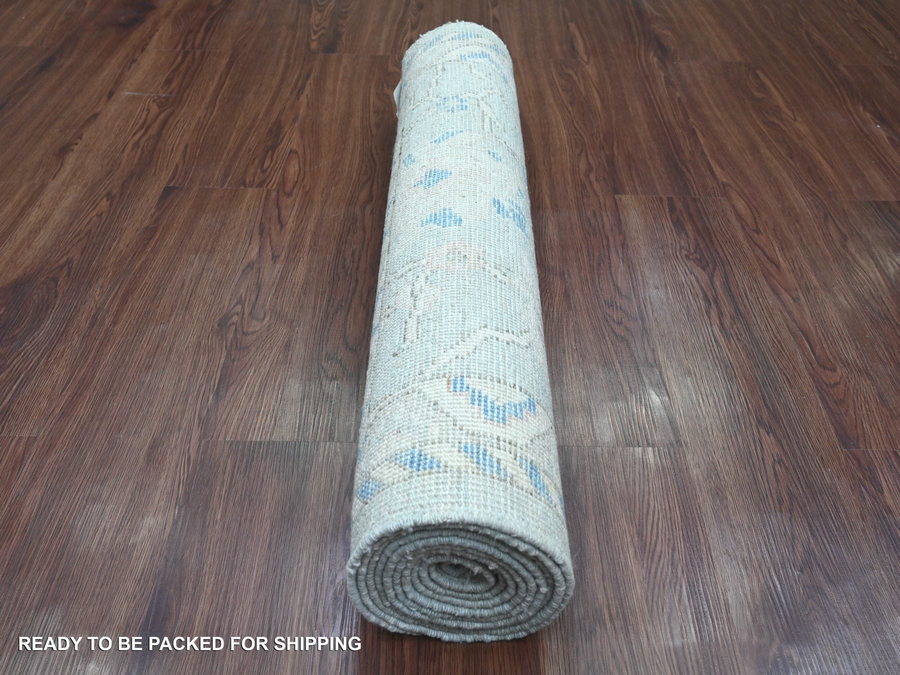 Oushak Oushak hand-knotted wool runner in Gray & Ivory, 2'10" x 9'7" — SKU O020477 (view 4)