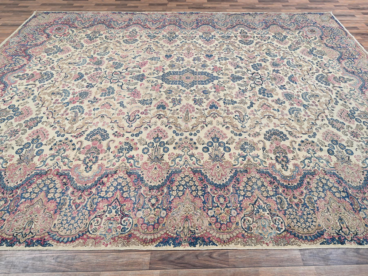 Kerman Vintage hand-knotted wool rug in Ivory, 11'5" x 16'10" — SKU O02047 (view 4)