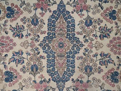 Kerman Vintage hand-knotted wool rug in Ivory, 11'5" x 16'10" — SKU O02047 (view 9)