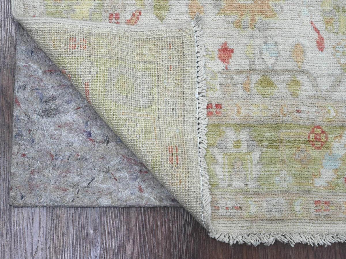 Oushak Oushak hand-knotted wool runner in Ivory & Green, 3'11" x 9'10" — SKU O020486 (view 2)