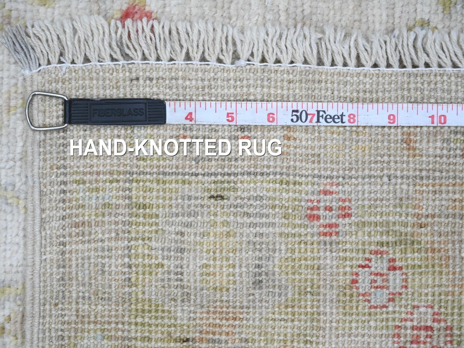 Oushak Oushak hand-knotted wool runner in Ivory & Green, 3'11" x 9'10" — SKU O020486 (view 6)
