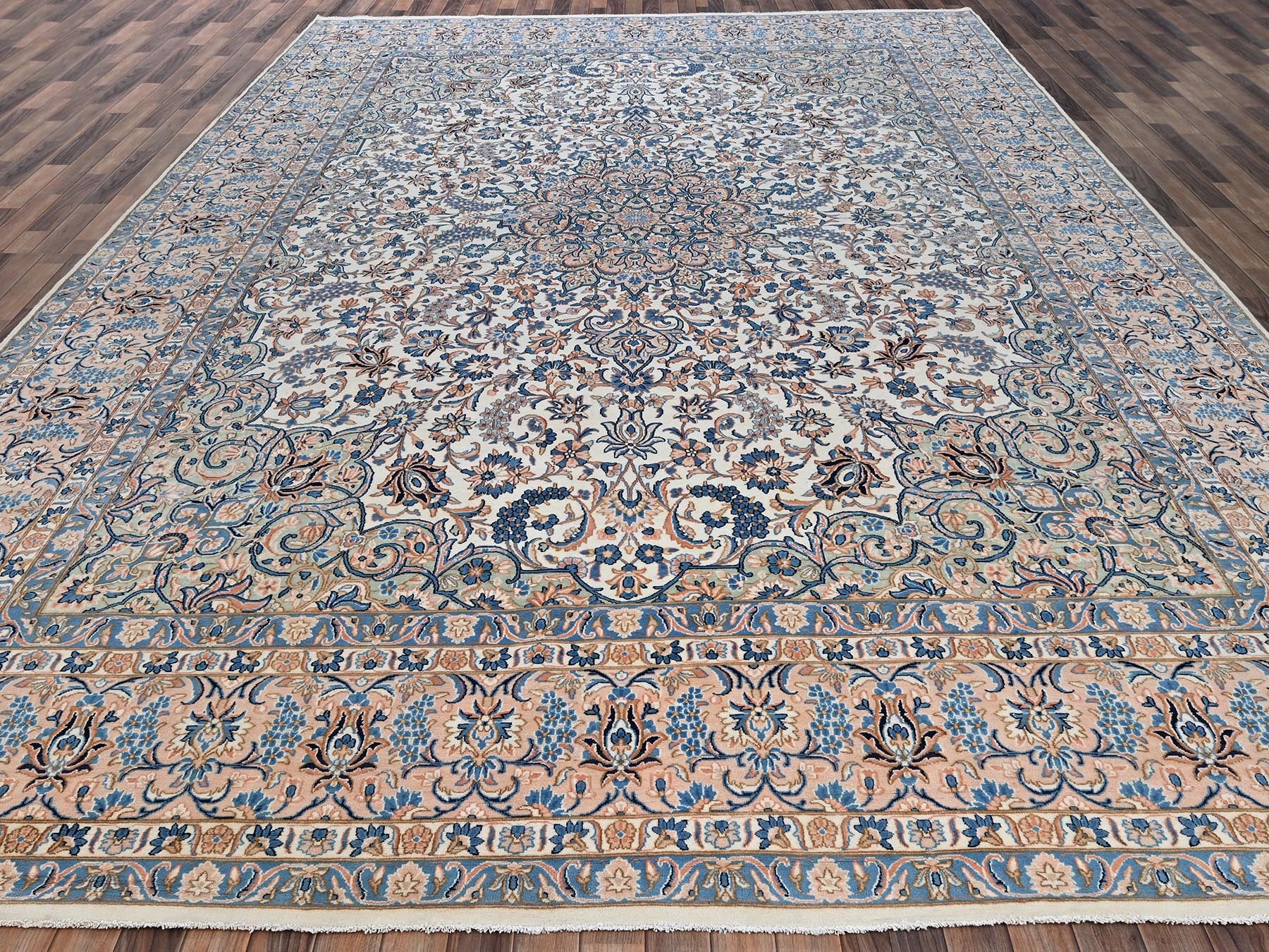 Vintage hand-knotted wool rug in Ivory & Peach, 11'6" x 16'6" — SKU O02048 (view 2)