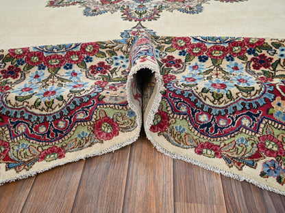 Kerman Vintage hand-knotted wool rug in Ivory, 11'8" x 13'7" — SKU O02051 (view 6)
