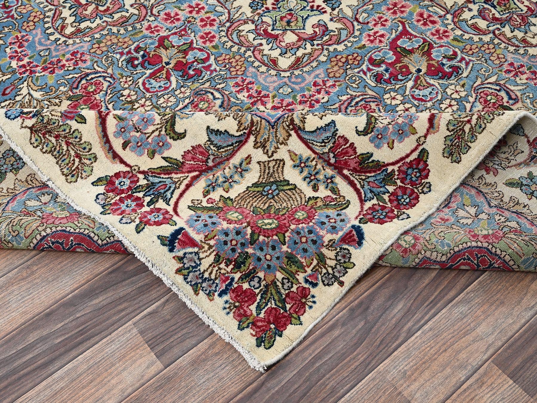 Kerman Vintage hand-knotted wool rug in Ivory, 11'8" x 13'7" — SKU O02051 (view 7)
