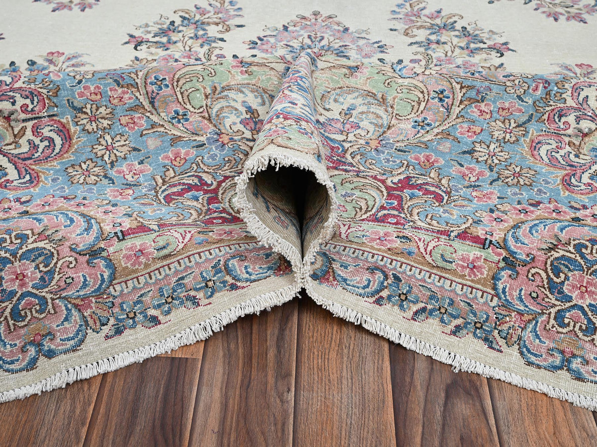 Kerman Vintage hand-knotted wool rug in Ivory & Light Blue, 9'10" x 19'7" — SKU O02052 (view 6)