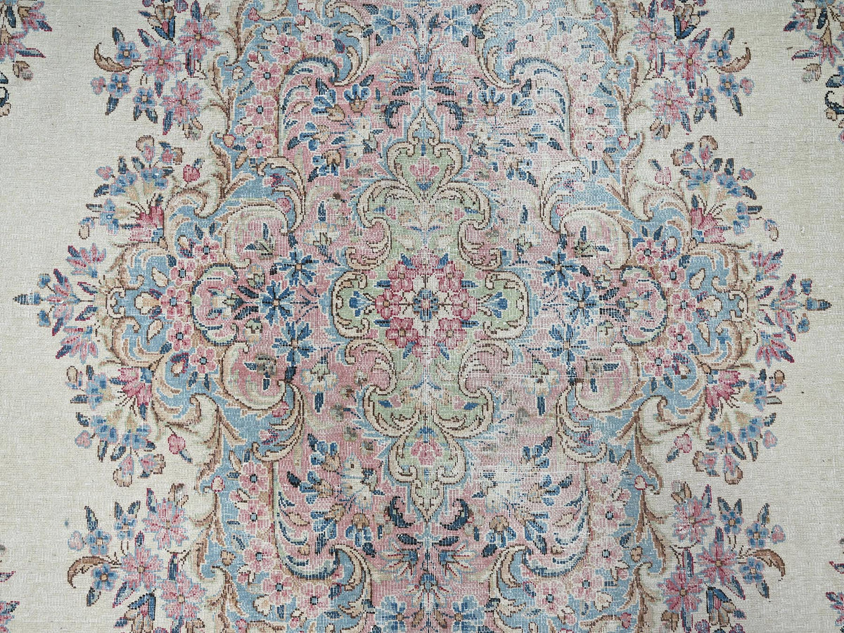 Kerman Vintage hand-knotted wool rug in Ivory & Light Blue, 9'10" x 19'7" — SKU O02052 (view 9)