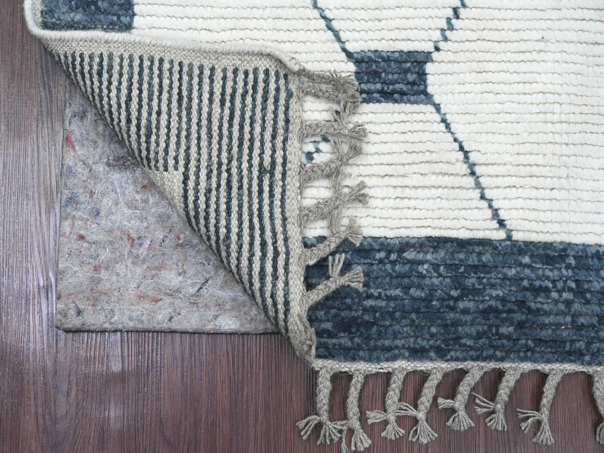 Tribal & Geometric hand-knotted wool runner in Ivory & Blue, 2'6" x 10'4" — SKU O020552 (view 2)