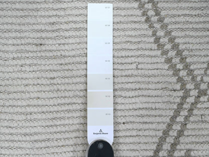 Tribal & Geometric hand-knotted wool runner in Ivory, 2'5" x 14'3" — SKU O020554 (view 3)