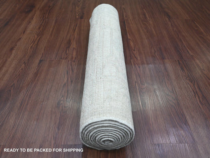 Oushak Oushak hand-knotted wool runner in Ivory, 2'8" x 9'8" — SKU O020577 (view 4)