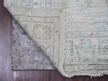 Oushak Oushak hand-knotted wool runner in Gray, 2'6" x 9'7" — SKU O020591 (view 2)
