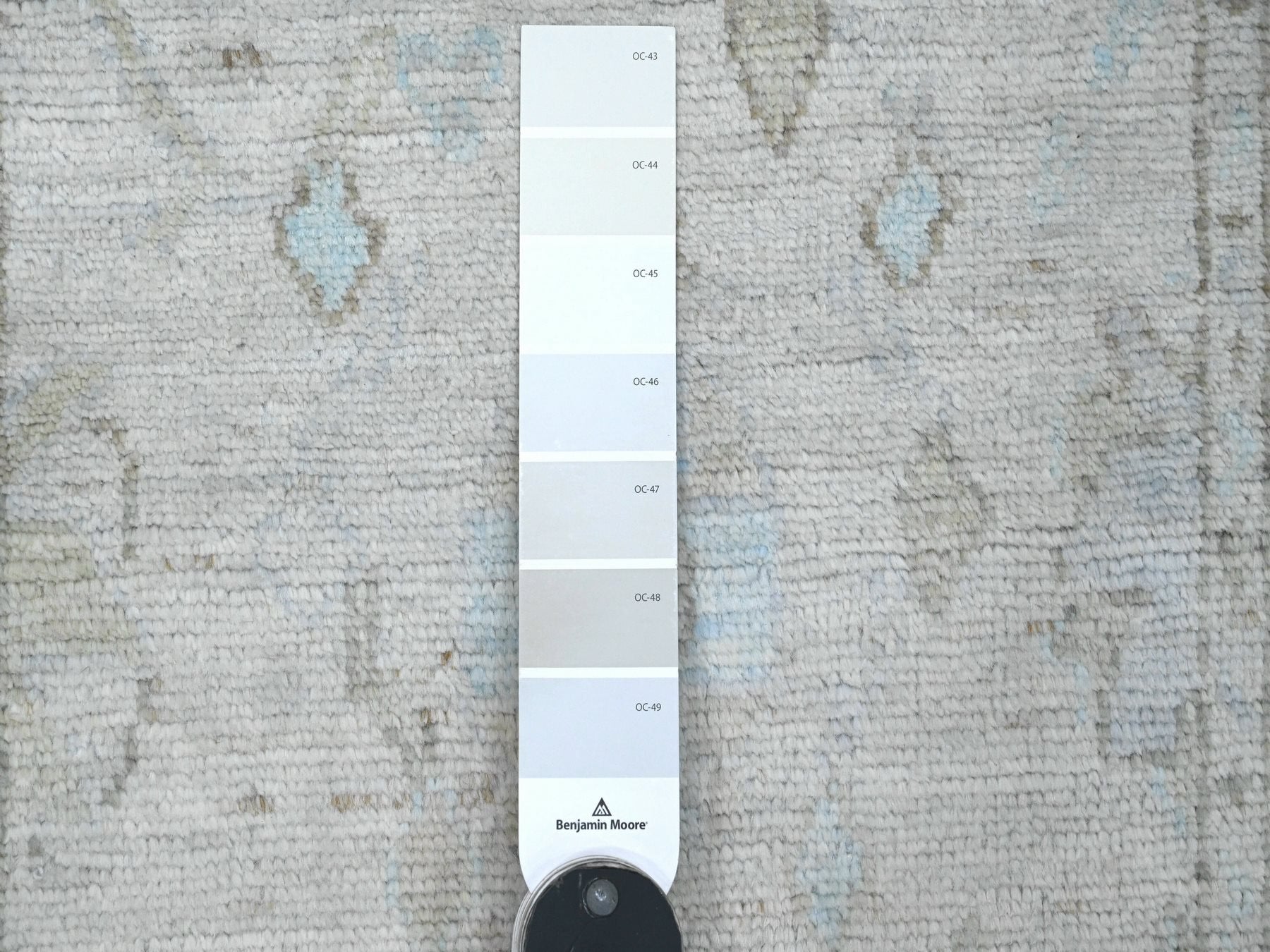 Oushak Oushak hand-knotted wool runner in Gray, 2'6" x 9'7" — SKU O020591 (view 3)