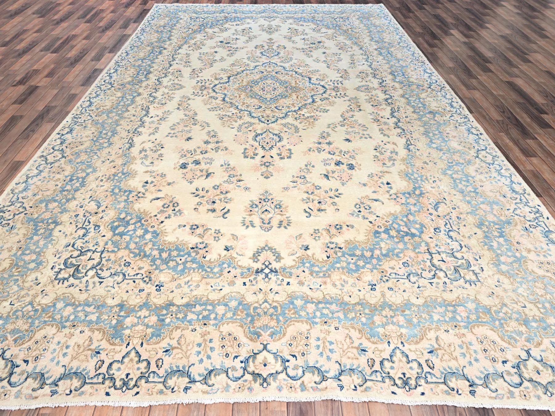 Kerman Vintage hand-knotted wool rug in Ivory, 10'1" x 16'9" — SKU O02059 (view 2)