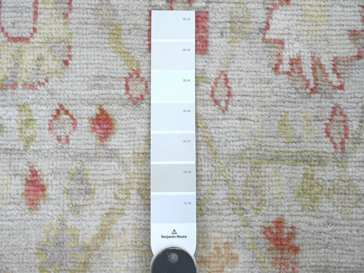 Oushak Oushak hand-knotted wool runner in Ivory & Green, 3'11" x 11'9" — SKU O020600 (view 3)