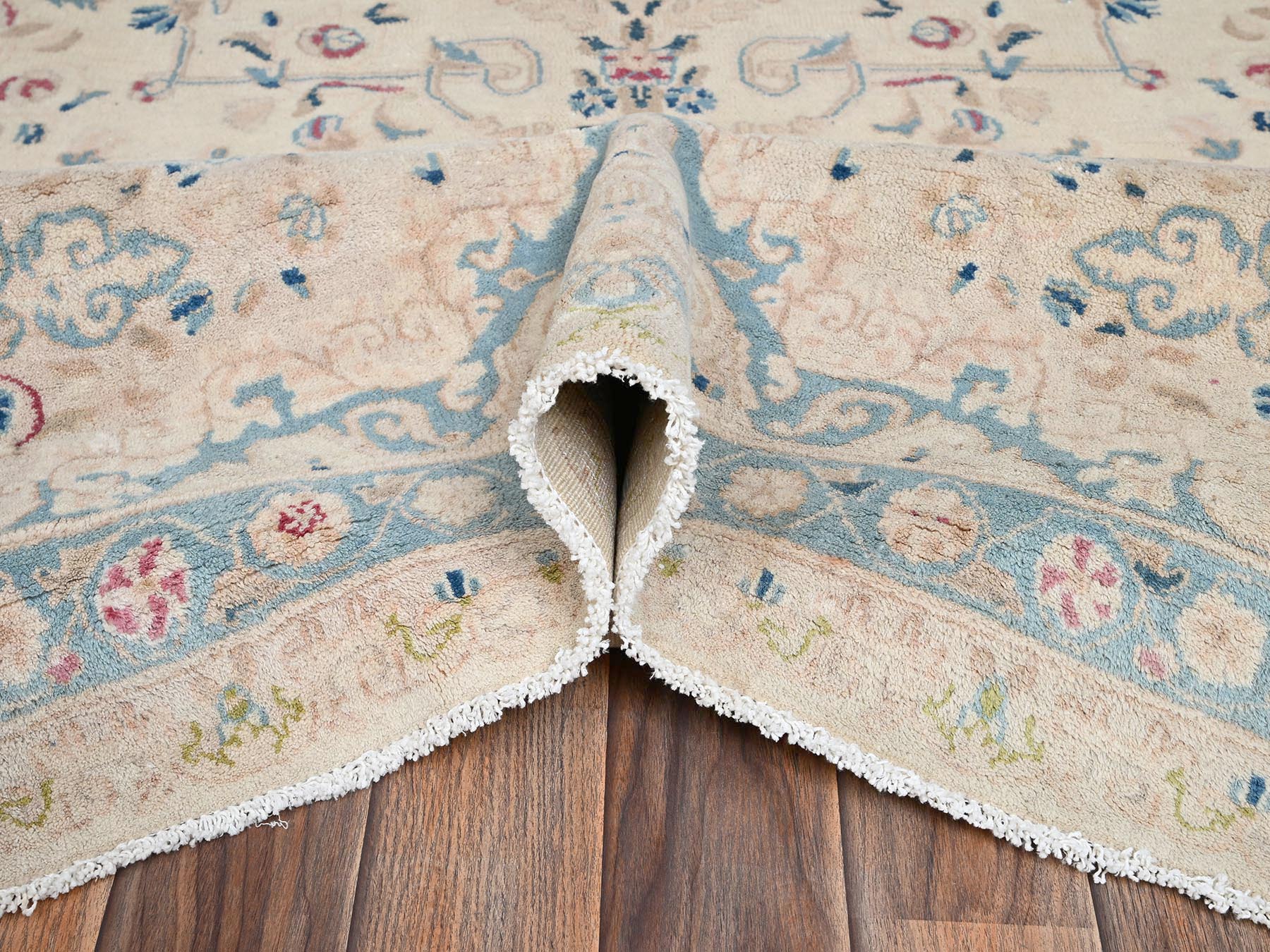Kerman Vintage hand-knotted wool rug in Ivory & Peach, 10'8" x 19'11" — SKU O02060 (view 6)