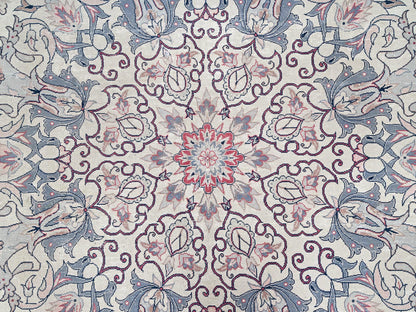 Tabriz Fine Oriental hand-knotted wool rug in Ivory, 9'11" x 13'2" — SKU O02062 (view 9)