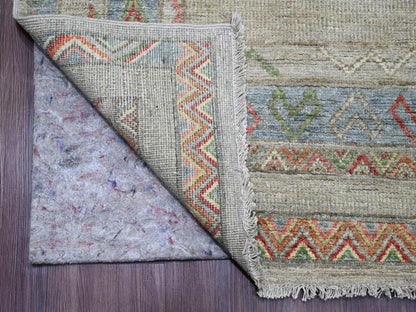 Peshawar Tribal & Geometric hand-knotted wool rug in Ivory & Blue, 8'8" x 11'8" — SKU O020636 (view 4)