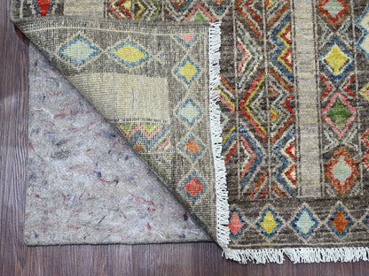 Tribal & Geometric hand-knotted wool rug in Gray, 8'1" x 9'6" — SKU O020637 (view 4)