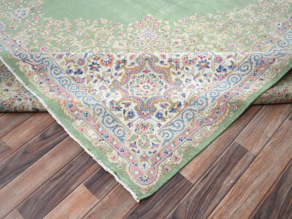 Kerman Vintage hand-knotted wool rug in Green & Ivory, 11'8" x 19'3" — SKU O02063 (view 7)