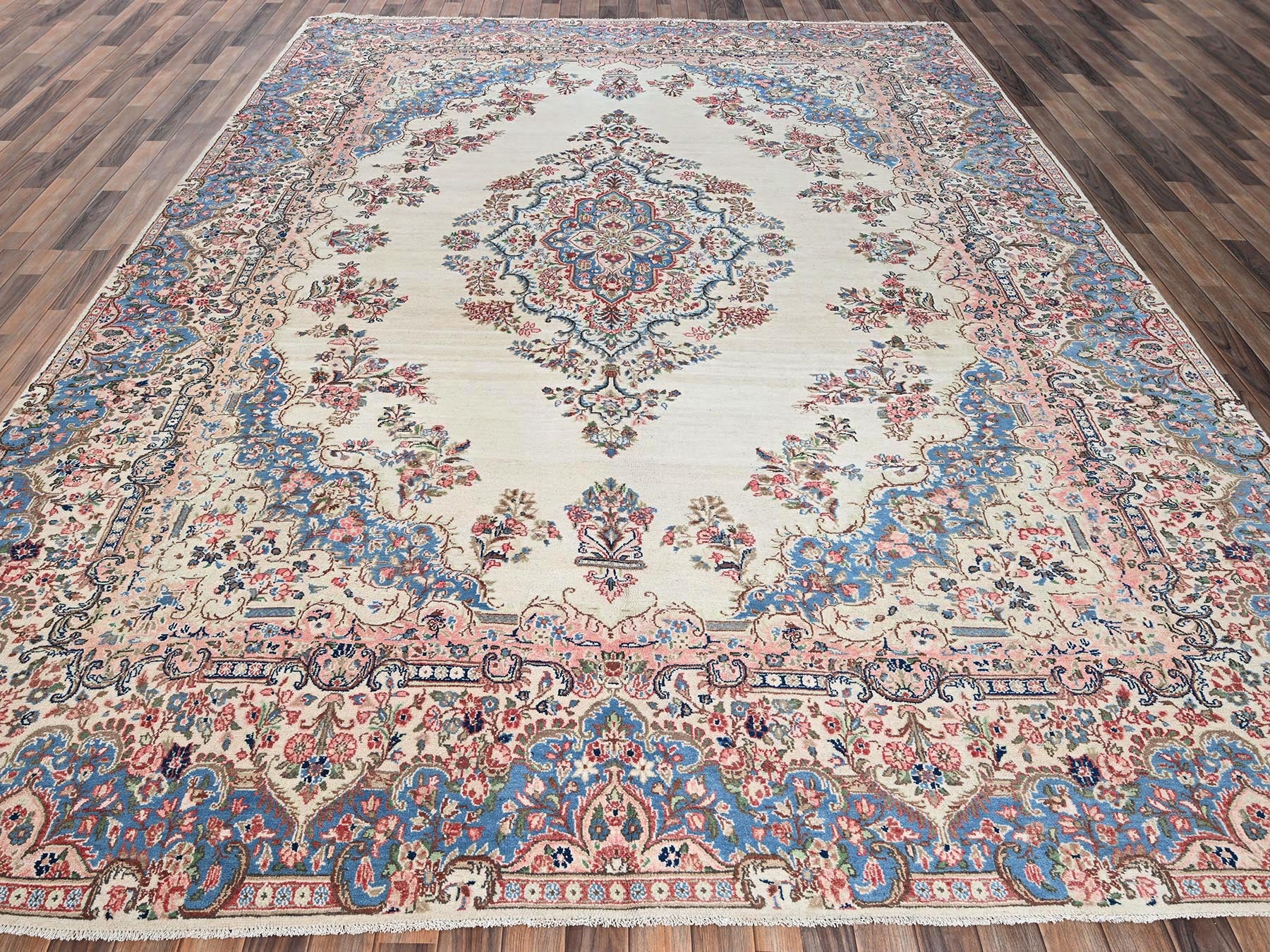 Kerman Vintage hand-knotted wool rug in Ivory & Light Blue, 10'3" x 13'2" — SKU O02064 (view 2)