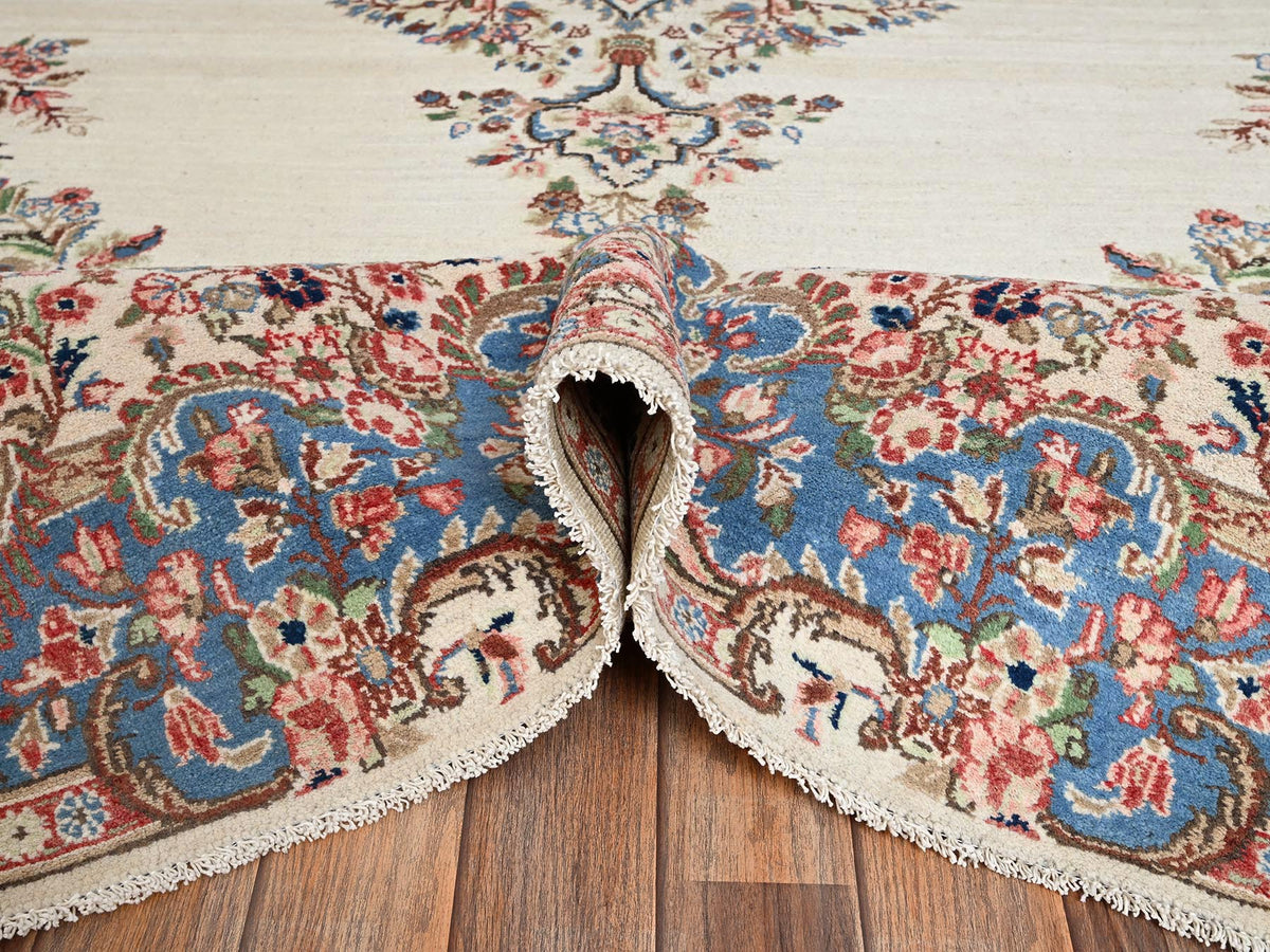 Kerman Vintage hand-knotted wool rug in Ivory & Light Blue, 10'3" x 13'2" — SKU O02064 (view 6)