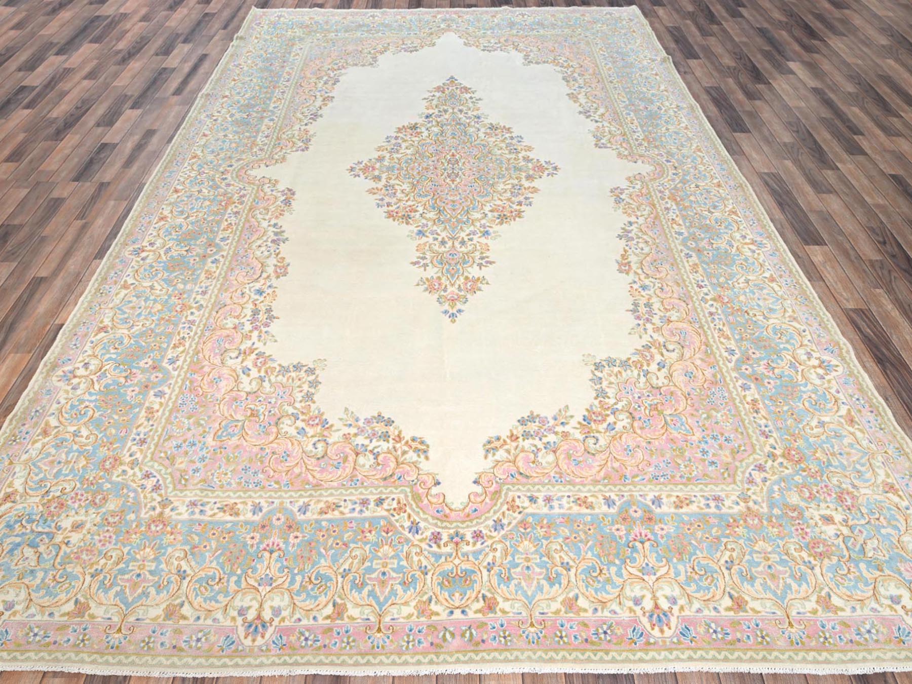 Kerman Vintage hand-knotted wool rug in Ivory & Light Blue, 8'9" x 15'2" — SKU O02067 (view 2)