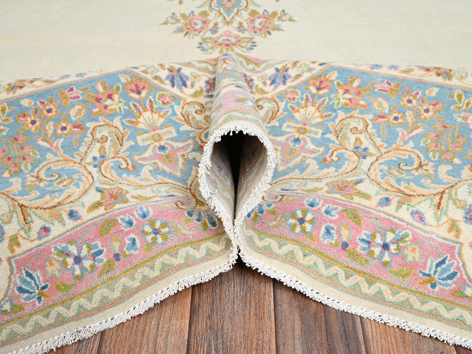 Kerman Vintage hand-knotted wool rug in Ivory & Light Blue, 8'9" x 15'2" — SKU O02067 (view 6)