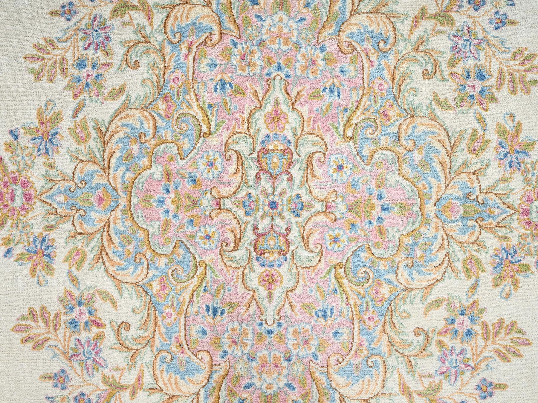 Kerman Vintage hand-knotted wool rug in Ivory & Light Blue, 8'9" x 15'2" — SKU O02067 (view 9)