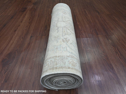 Peshawar Oushak hand-knotted wool runner in Ivory & Light Blue, 2'8" x 16'3" — SKU O020693 (view 4)