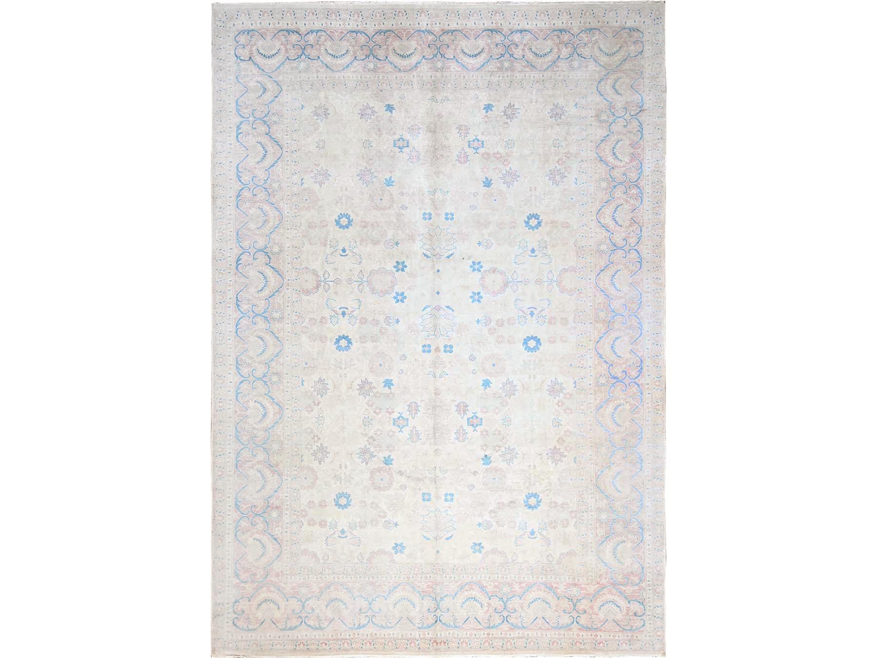 Mahal Vintage hand-knotted wool rug in Ivory & Pink, 11'11" x 17'3" — SKU O02069
