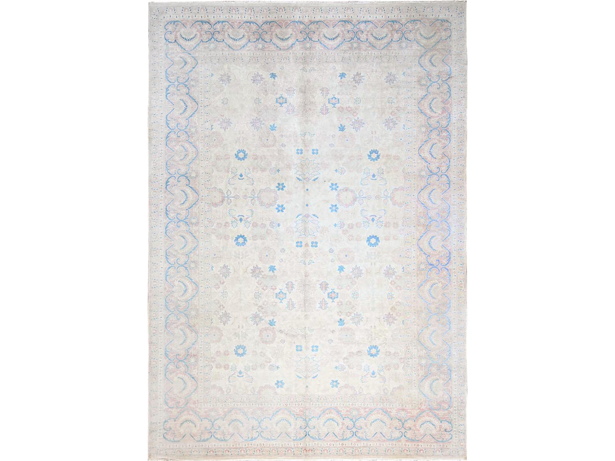 Mahal Vintage hand-knotted wool rug in Ivory & Pink, 11'11" x 17'3" — SKU O02069