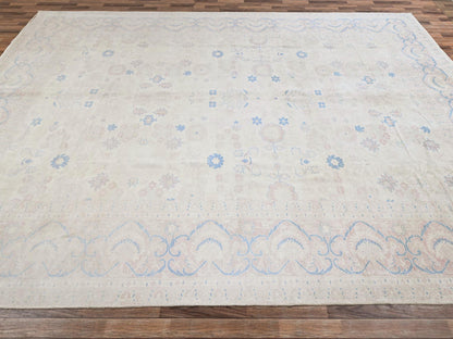 Mahal Vintage hand-knotted wool rug in Ivory & Pink, 11'11" x 17'3" — SKU O02069 (view 4)