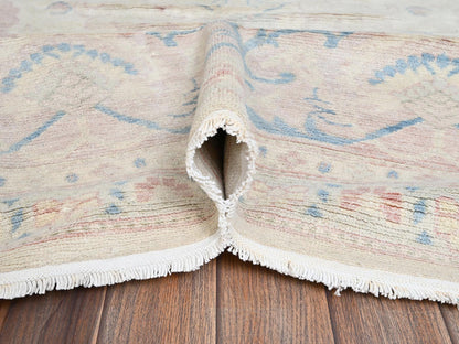 Mahal Vintage hand-knotted wool rug in Ivory & Pink, 11'11" x 17'3" — SKU O02069 (view 6)