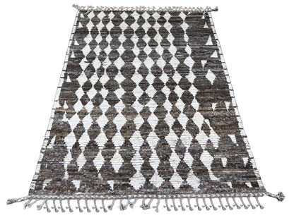 Brown 4'1" x 5'6" Tribal Hand knotted Wool Rug - Sku: O020745