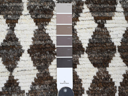 Brown 4'1" x 5'6" Tribal Hand knotted Wool Rug - Sku: O020745