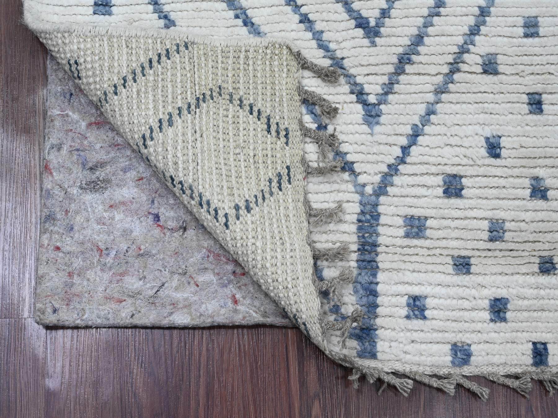 Tribal & Geometric hand-knotted wool runner in Ivory, 2'5" x 10'6" — SKU O020748 (view 2)