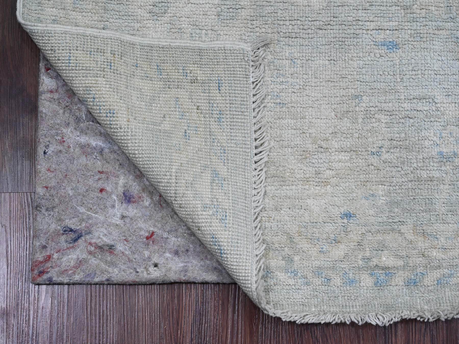Oushak Oushak hand-knotted wool runner in Gray & Ivory, 2'8" x 9'8" — SKU O020791 (view 2)