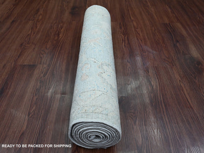 Oushak Oushak hand-knotted wool runner in Gray & Ivory, 2'8" x 9'8" — SKU O020791 (view 4)