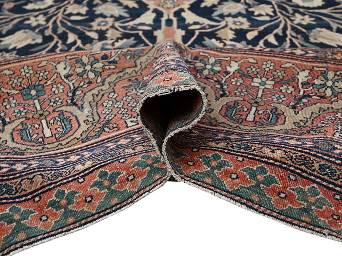 Sarouk Antique hand-knotted wool rug in Red, 14' x 25'9" — SKU O02079 (view 6)