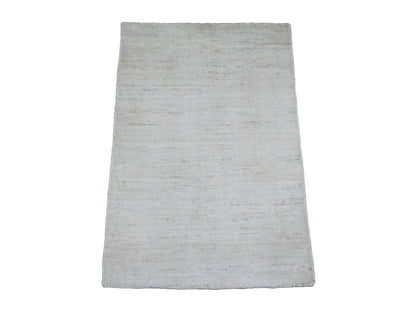 Modern / Contemporary hand-knotted wool rug in Ivory, 2' x 3' — SKU O020825